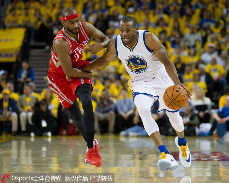 NBA 季后赛：汤普森 27 分勇士大胜火箭晋级半决赛