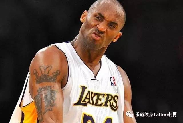 nba球员纹身手臂图片大全_nba现役球员纹身_nba球员身上纹家人