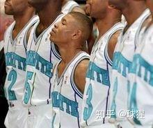 蒂尼·博格斯是怎么成为nba球员的_蒂尼博格斯生涯数据_蒂尼.博格斯