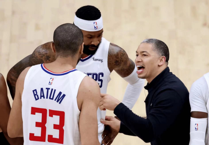 季后赛技术犯规累计_季后赛多少个技术犯规禁赛_nba常规赛的技术犯规累积到季后赛吗